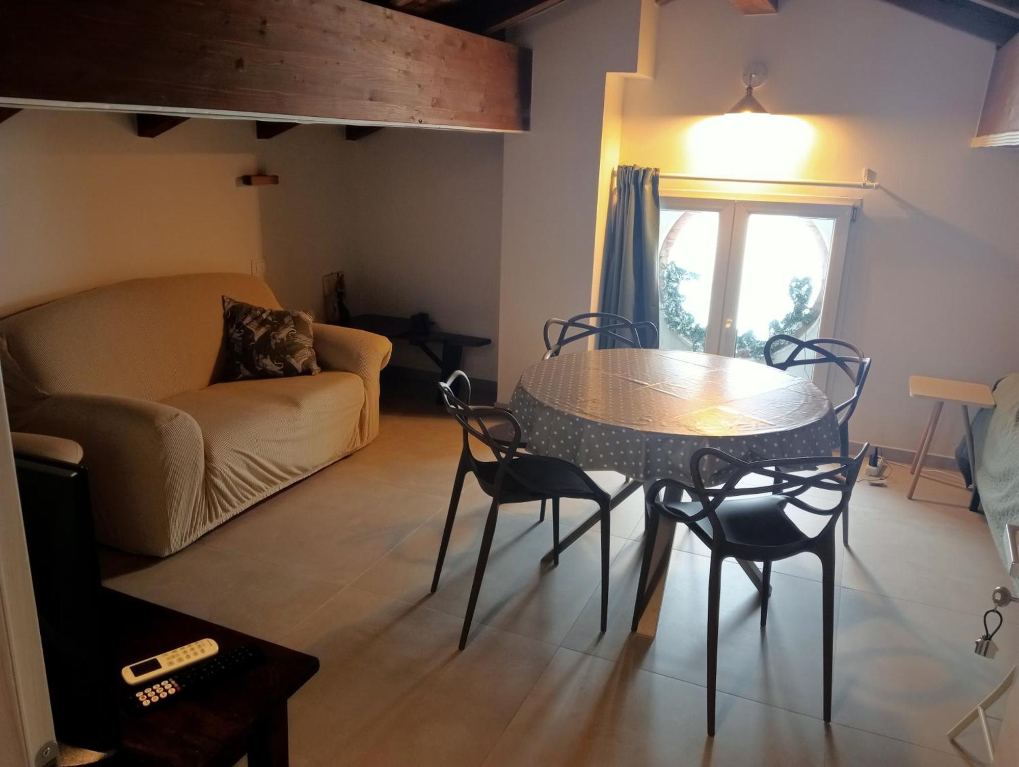 Casale Monte Valestra Bed & Breakfast Bebbio Exterior photo